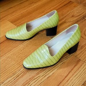 Intentionally Blank Peptalk olive pumps / loafers